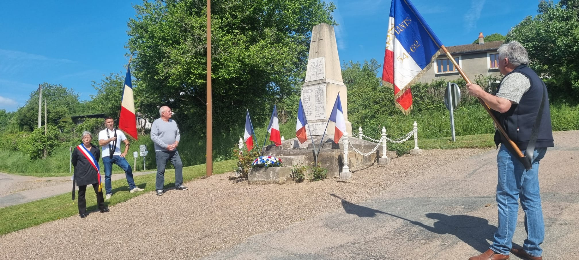 Cérémonie au monument aux Morts